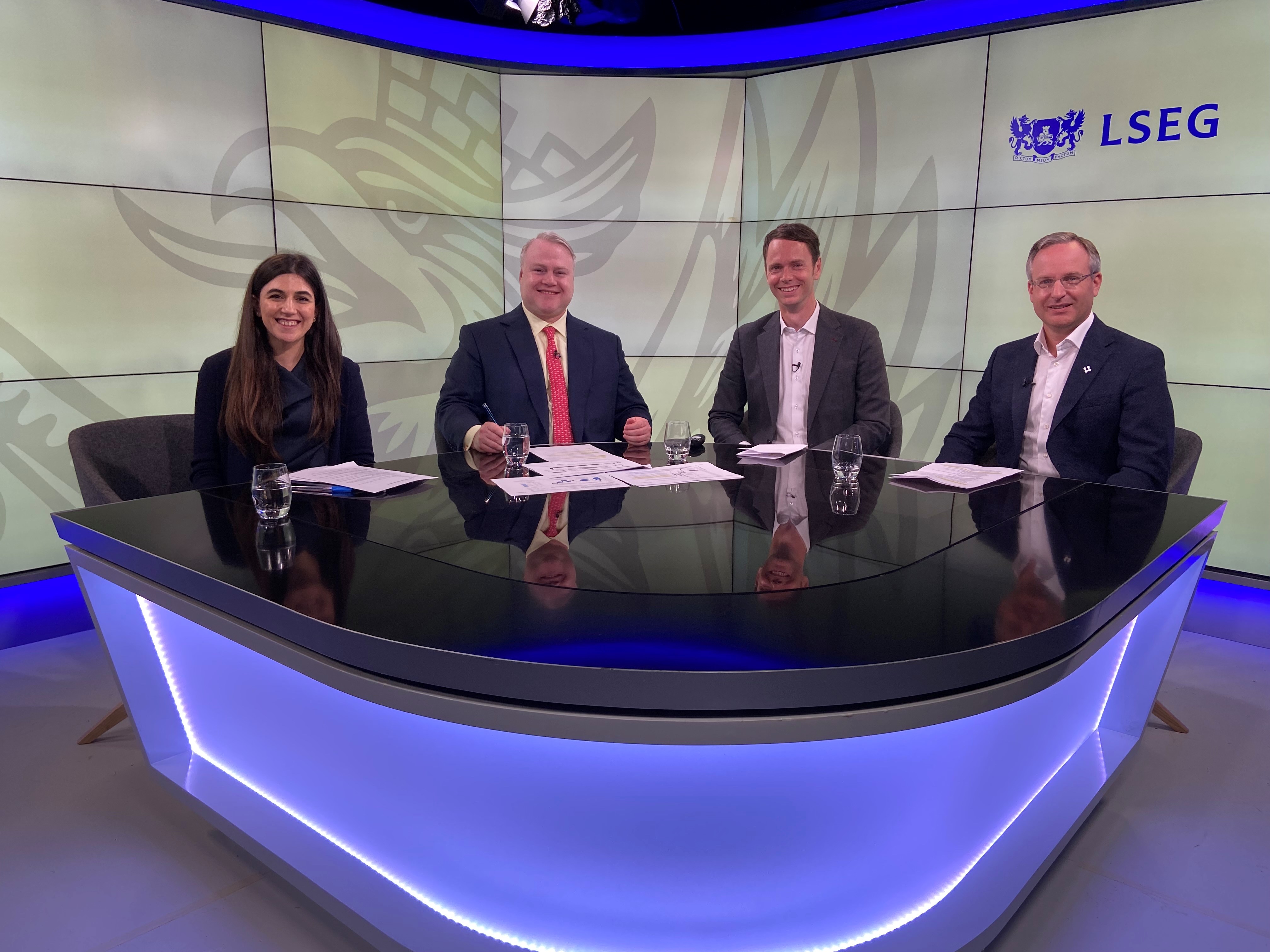 Robert Barnes with guests live from London Stock Exchange - 16 June 2022